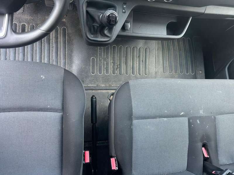 Renault Master Furgone usata a Salerno (18)