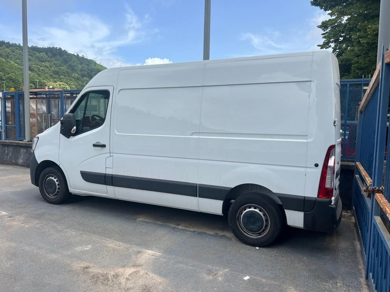 Renault Master Furgone usata a Salerno (3)