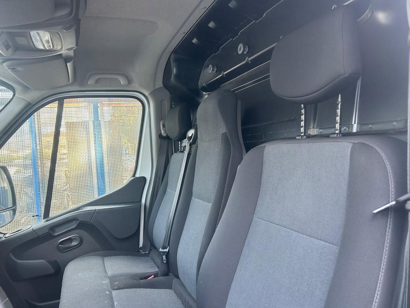 Renault Master Furgone usata a Salerno (7)