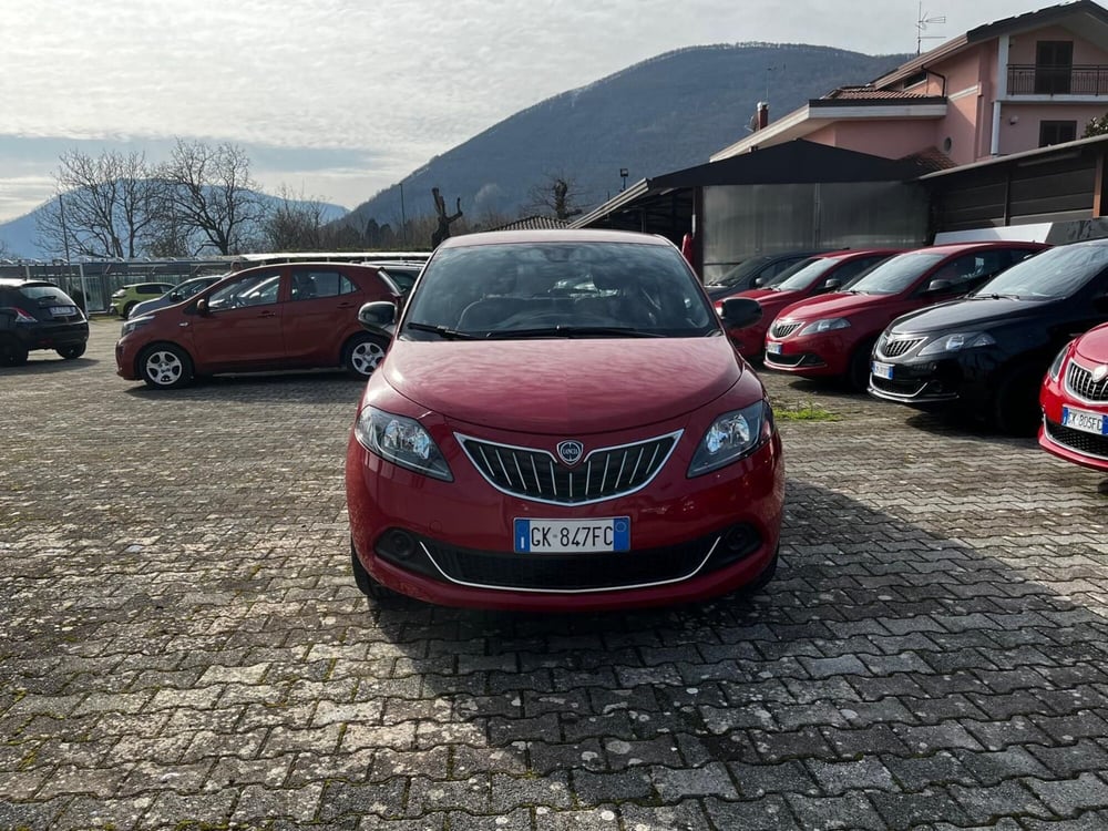 Lancia Ypsilon usata a Salerno (9)