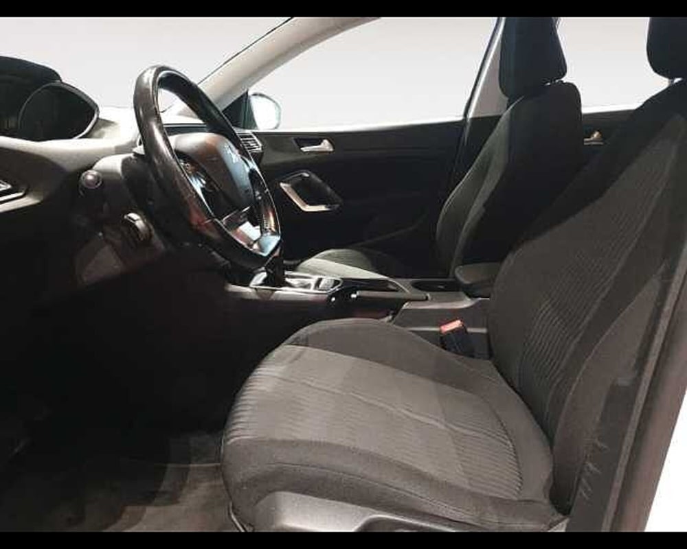 Peugeot 308 SW usata a Cuneo (8)