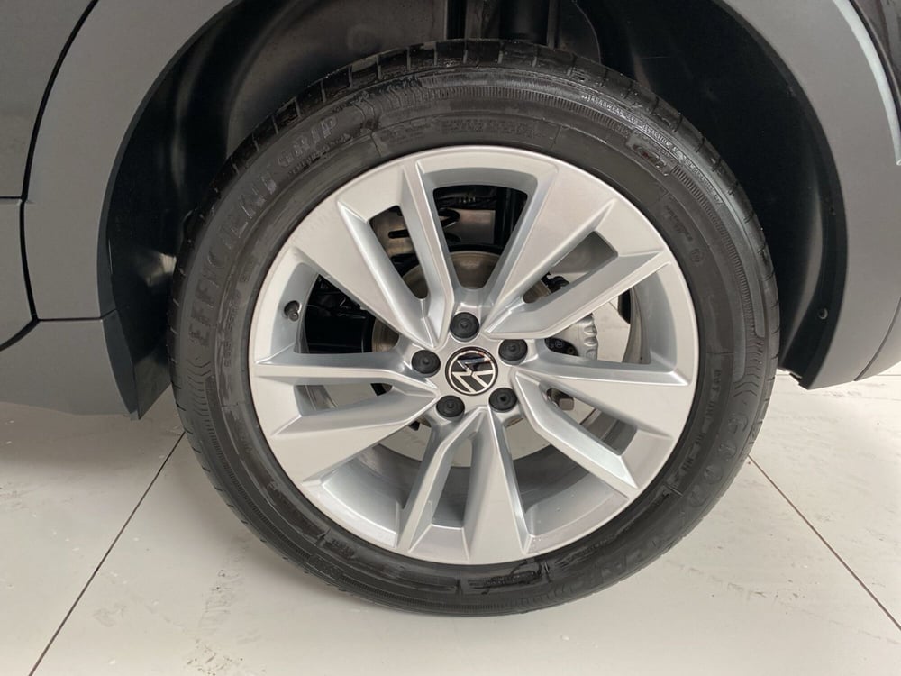 Volkswagen T-Cross nuova a Lodi (10)