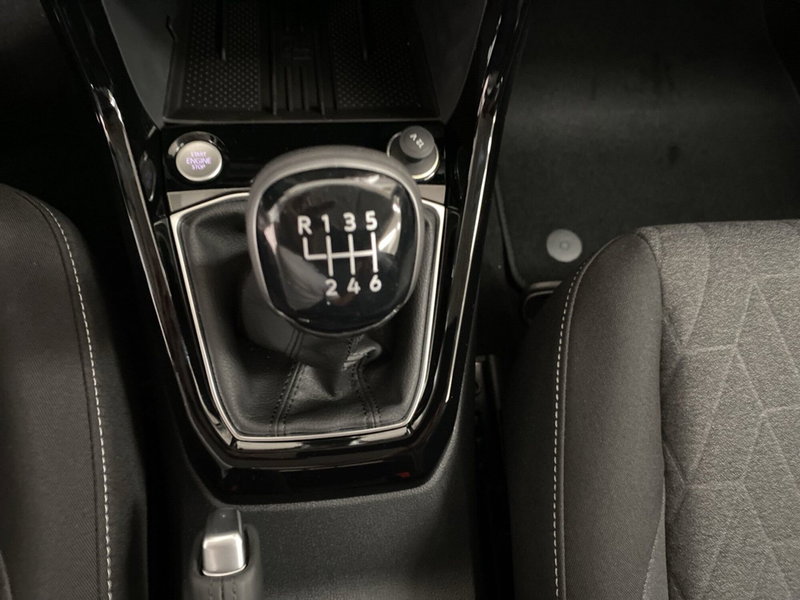 Volkswagen T-Cross nuova a Lodi (11)