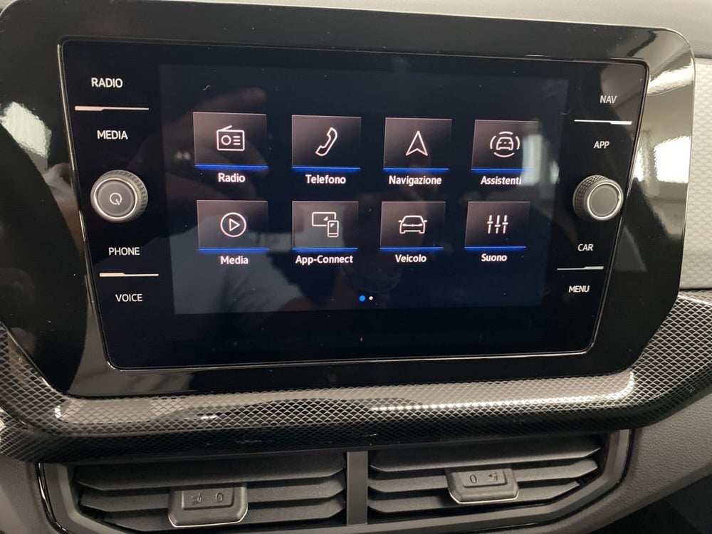 Volkswagen T-Cross nuova a Lodi (13)