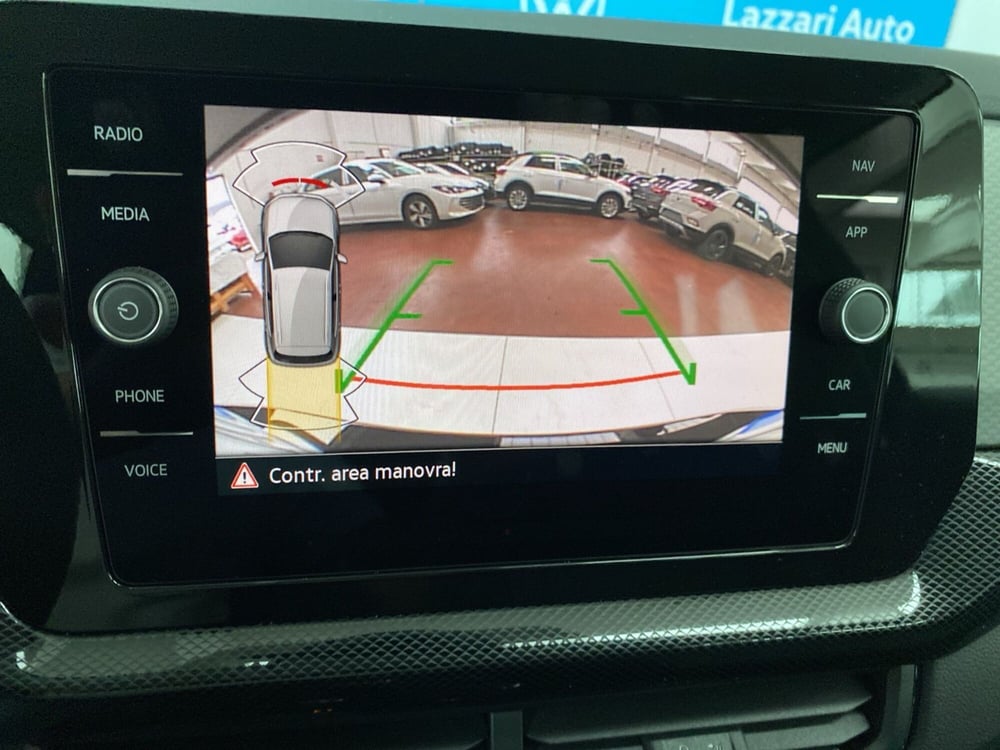 Volkswagen T-Cross nuova a Lodi (16)