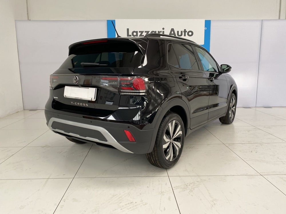 Volkswagen T-Cross nuova a Lodi (4)