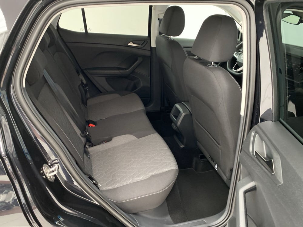 Volkswagen T-Cross nuova a Lodi (7)