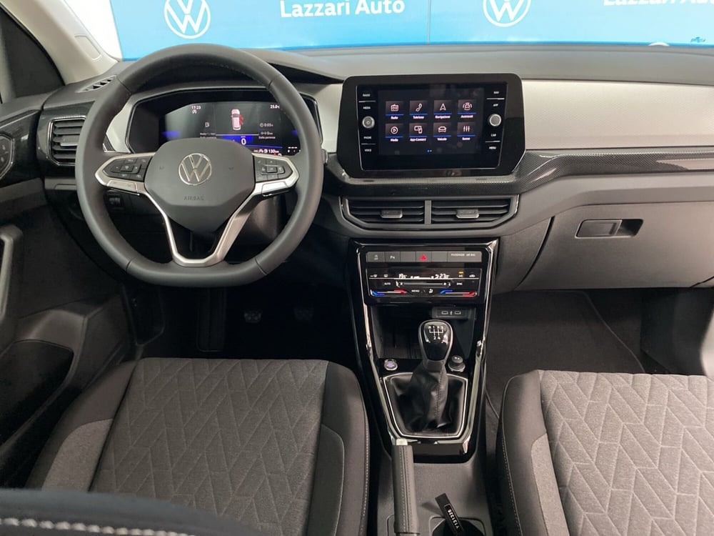 Volkswagen T-Cross nuova a Lodi (8)