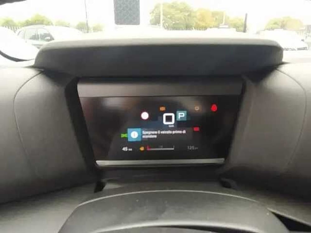 Citroen C4 X nuova a Milano (12)