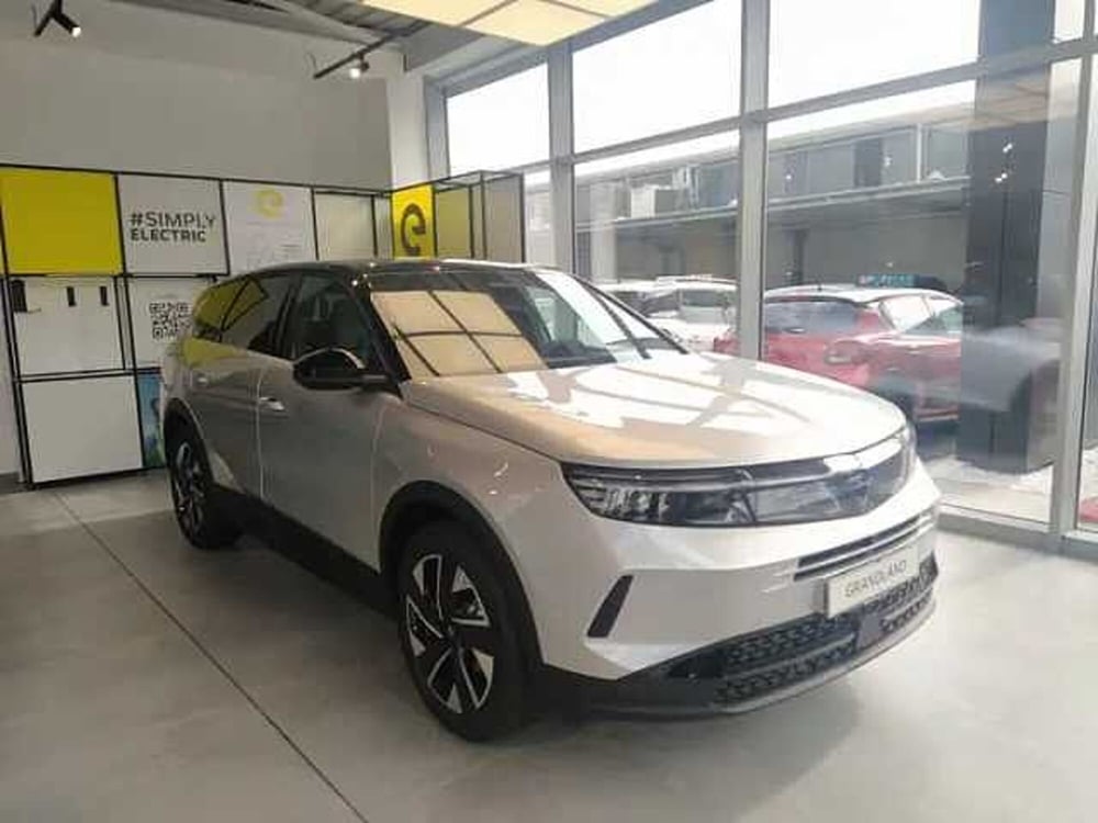 Opel Grandland nuova a Milano