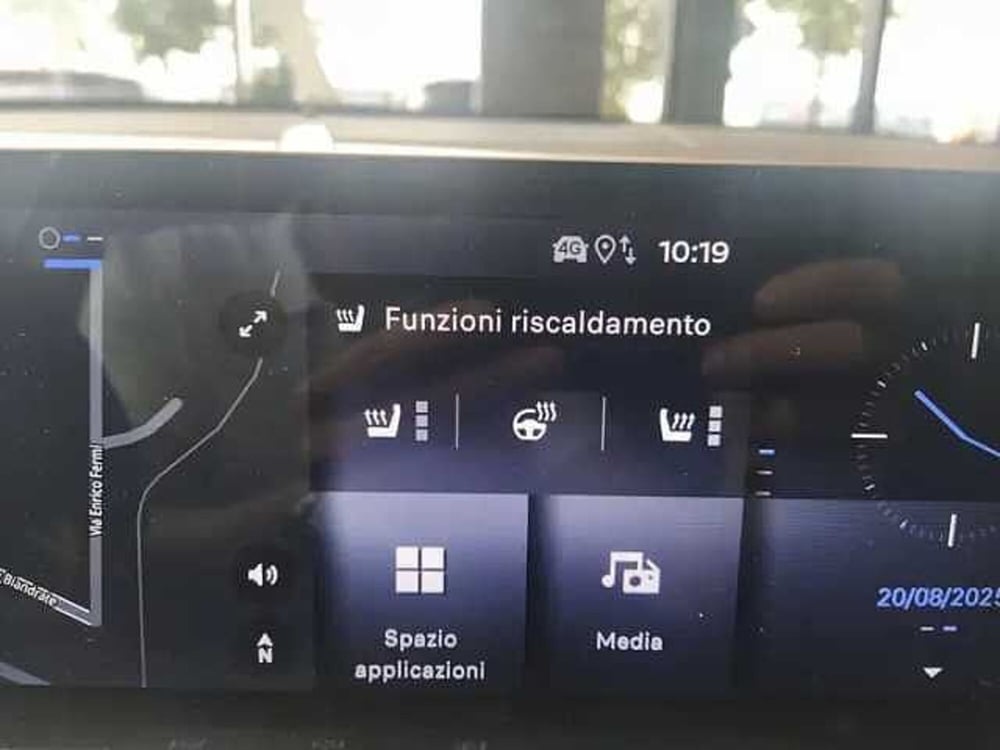 Opel Grandland nuova a Milano (14)