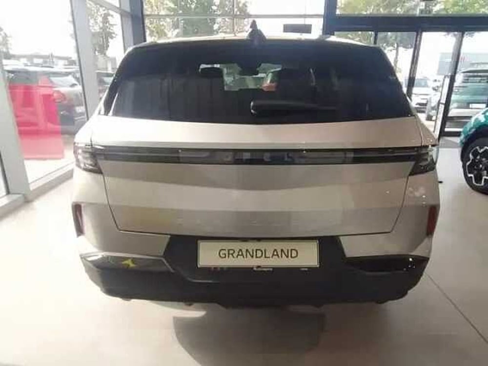 Opel Grandland nuova a Milano (5)