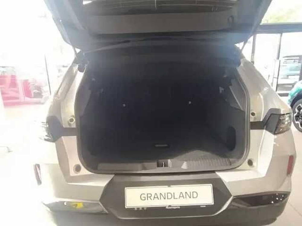 Opel Grandland nuova a Milano (6)