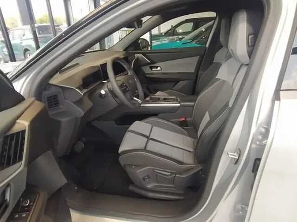 Opel Grandland nuova a Milano (7)