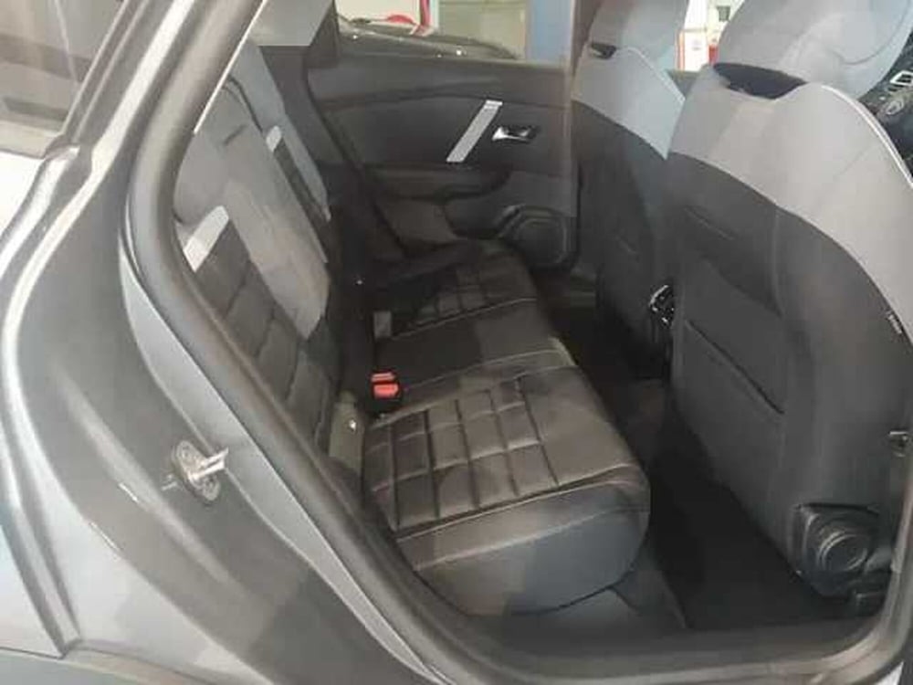 Citroen C4 X nuova a Milano (10)
