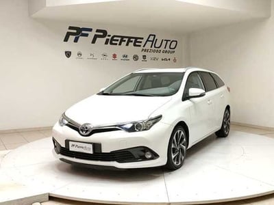 Toyota Auris 1.4 D-4D 5 porte Active del 2016 usata a Teramo