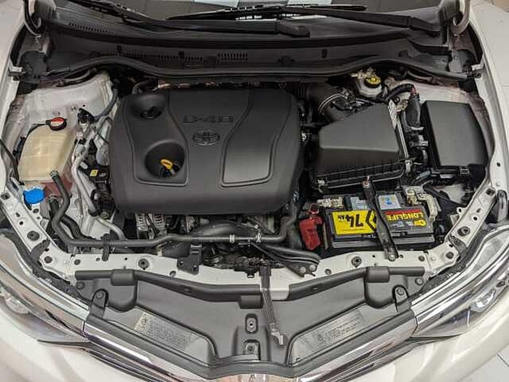Toyota Auris usata a Teramo (10)