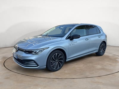Volkswagen Golf 1.5 TGI DSG Life del 2022 usata a Terni