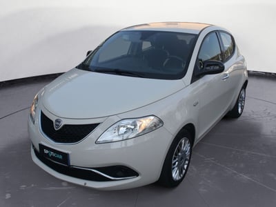 Lancia Ypsilon 1.2 69 CV 5 porte Gold del 2017 usata a Catania