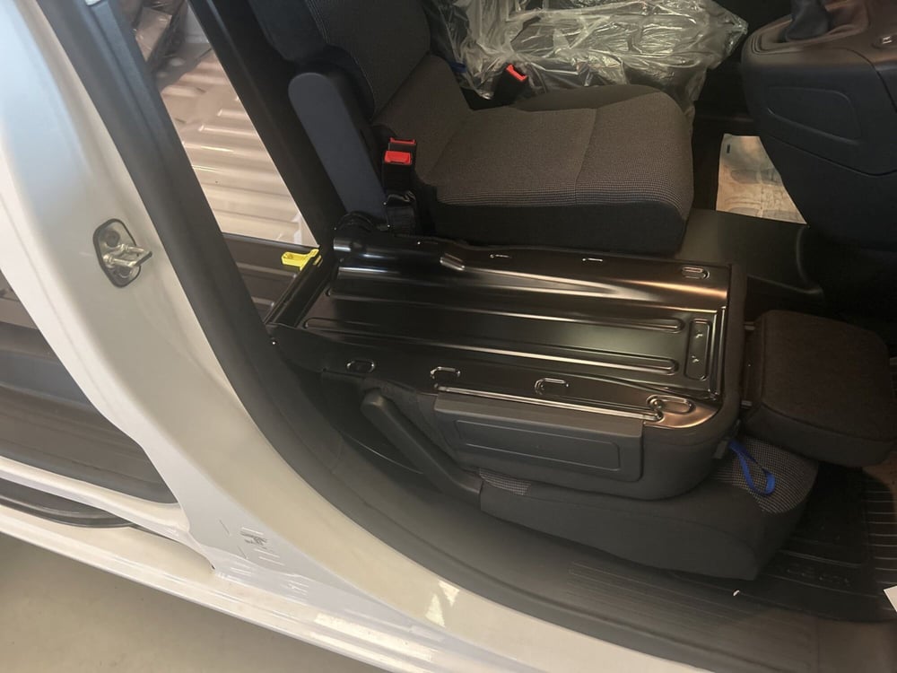 Toyota Proace City nuova a Bergamo (11)
