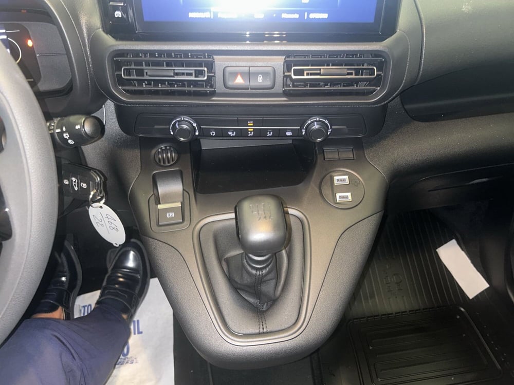 Toyota Proace City nuova a Bergamo (14)