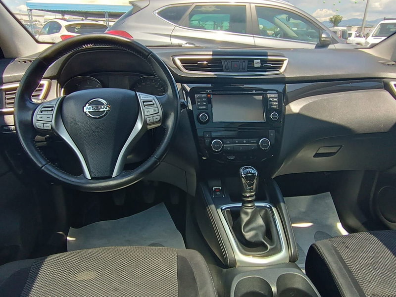 Nissan Qashqai usata a Latina (11)