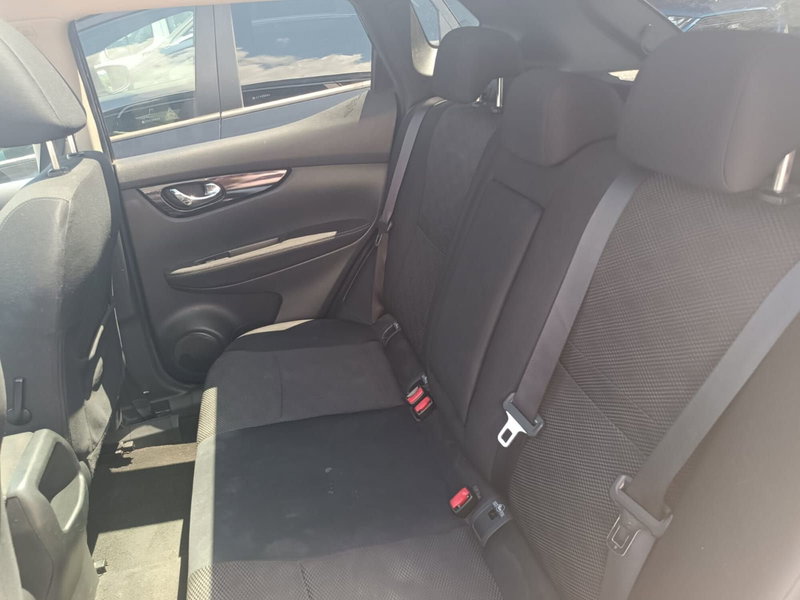 Nissan Qashqai usata a Latina (13)