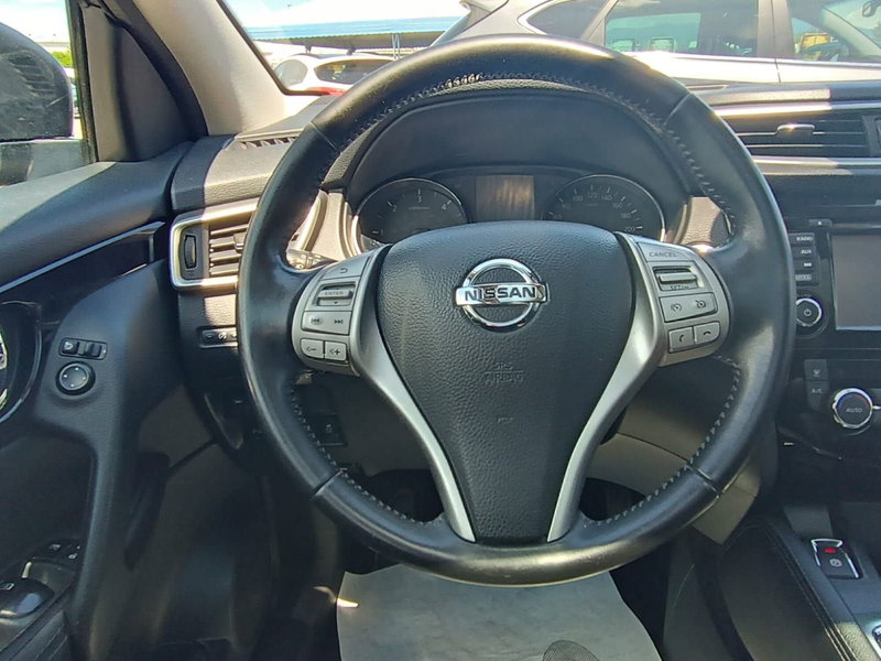 Nissan Qashqai usata a Latina (19)
