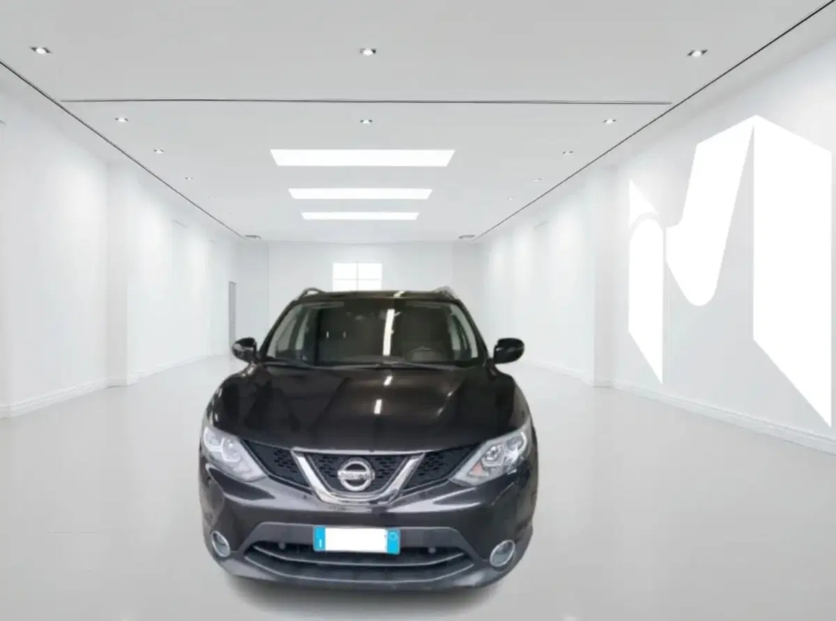 Nissan Qashqai usata a Latina (2)