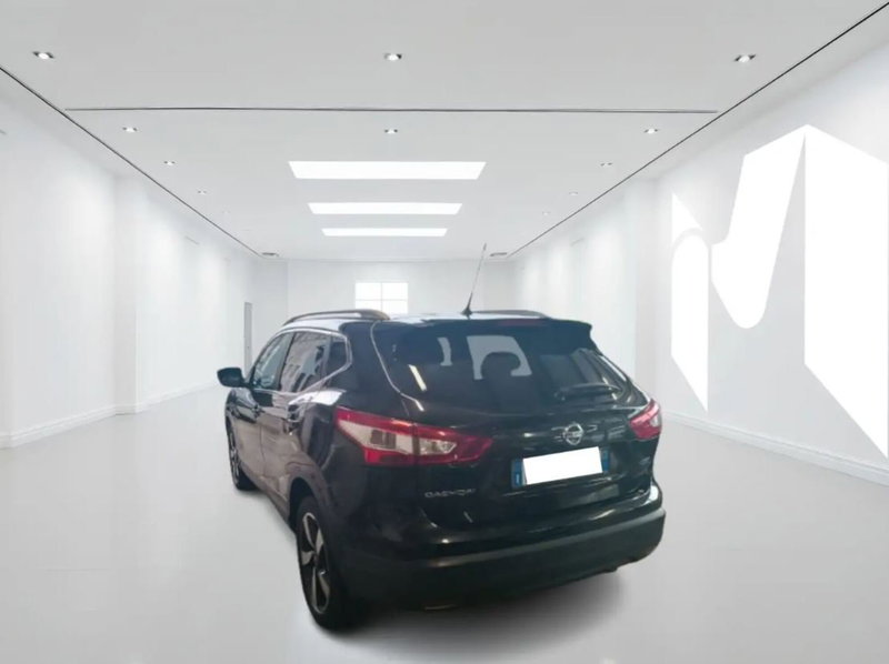 Nissan Qashqai usata a Latina (3)