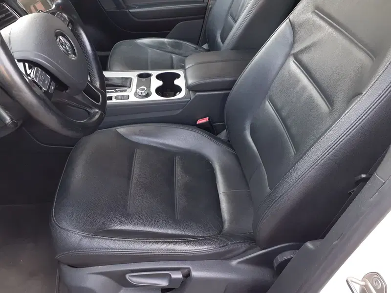 Volkswagen Touareg usata a Modena (10)