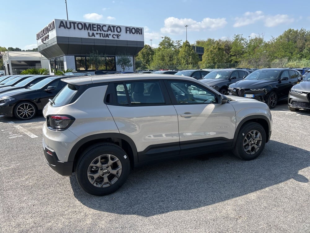 Jeep Avenger nuova a Roma (6)