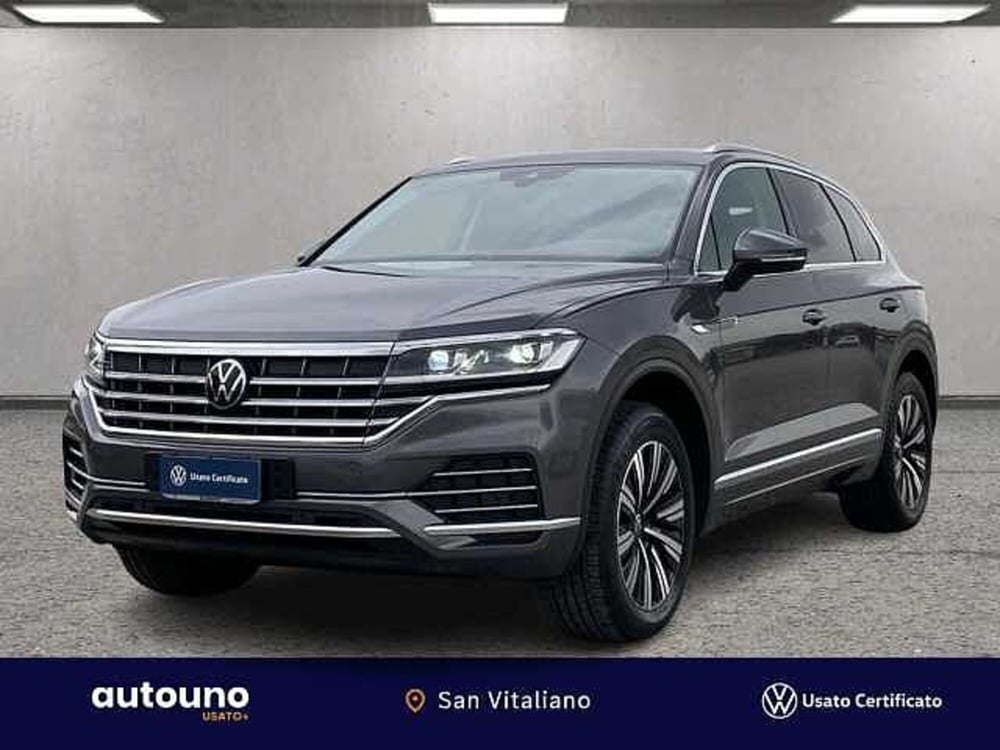 Volkswagen Touareg usata a Napoli