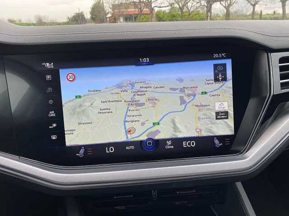 Volkswagen Touareg usata a Napoli (17)