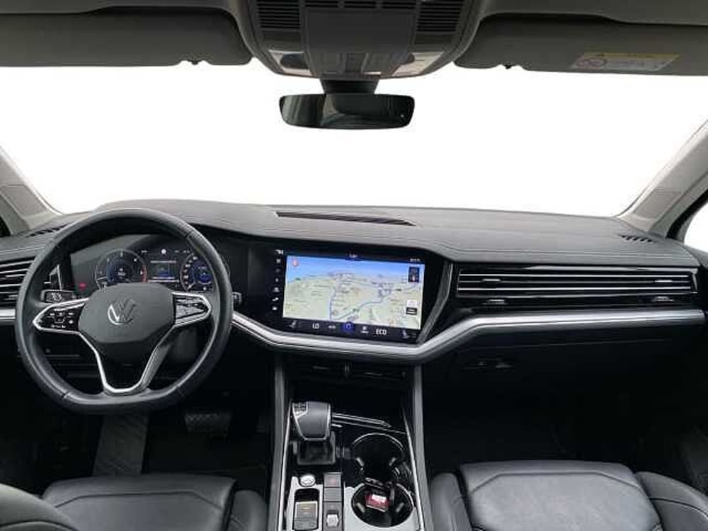 Volkswagen Touareg usata a Napoli (19)