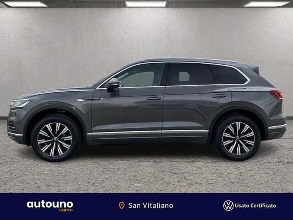 Volkswagen Touareg usata a Napoli (2)