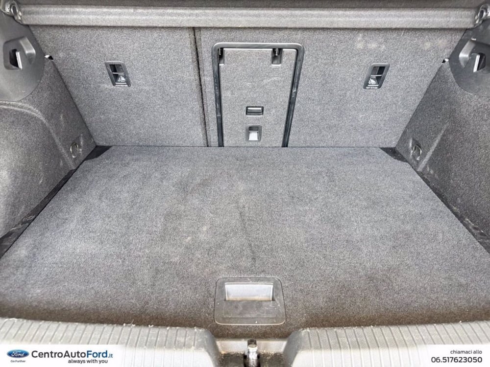 Volkswagen Golf Variant usata a Roma (11)
