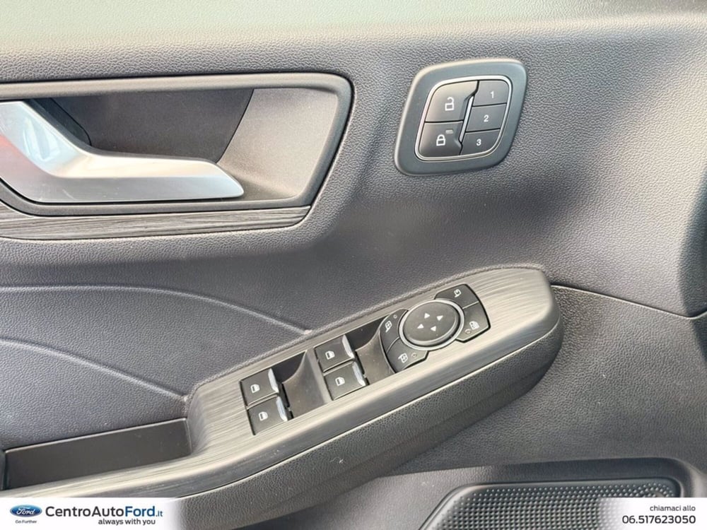Ford Kuga usata a Roma (20)