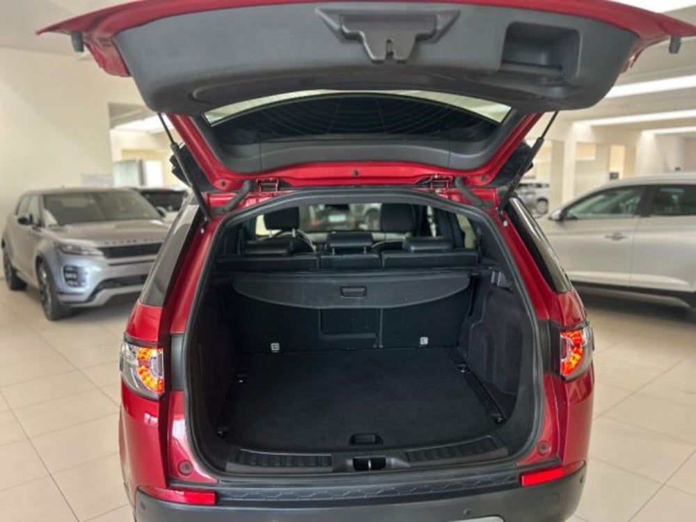 Land Rover Discovery Sport usata a Modena (14)