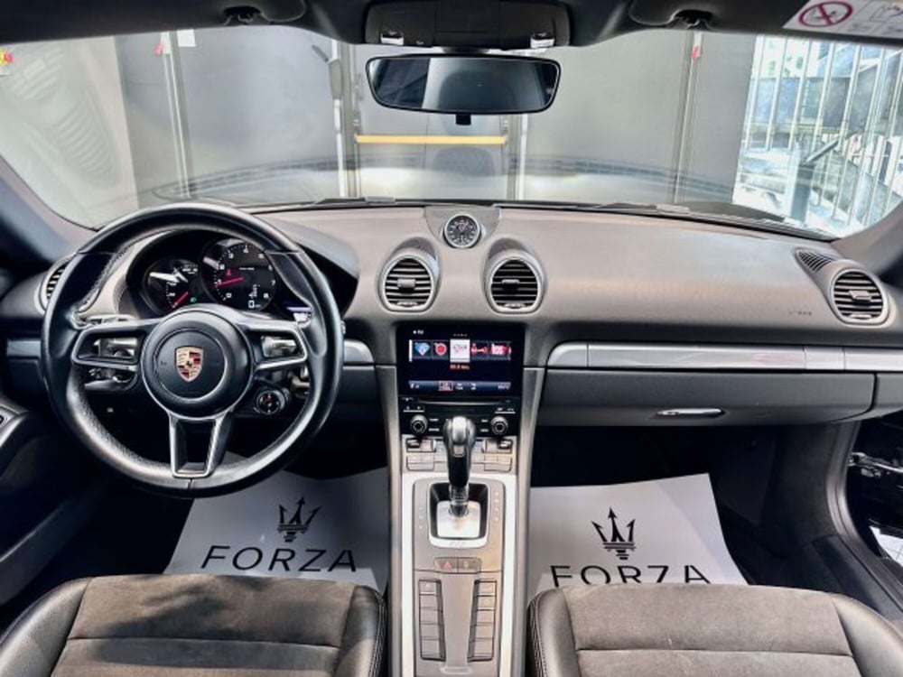 Porsche 718 Cayman  usata a Torino (15)