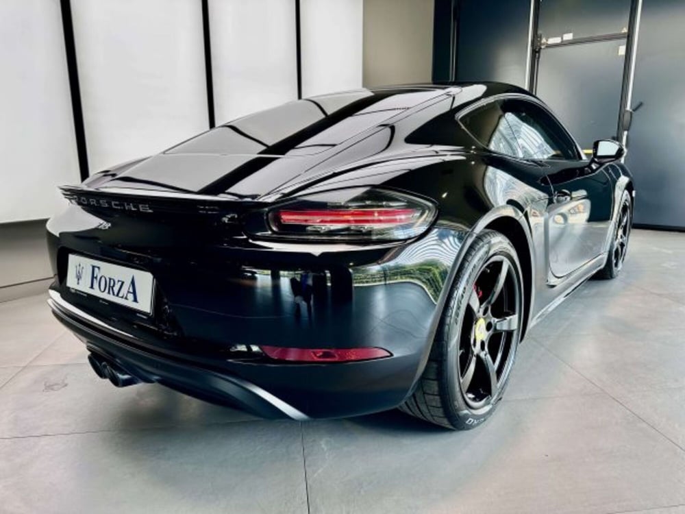Porsche 718 Cayman  usata a Torino (6)