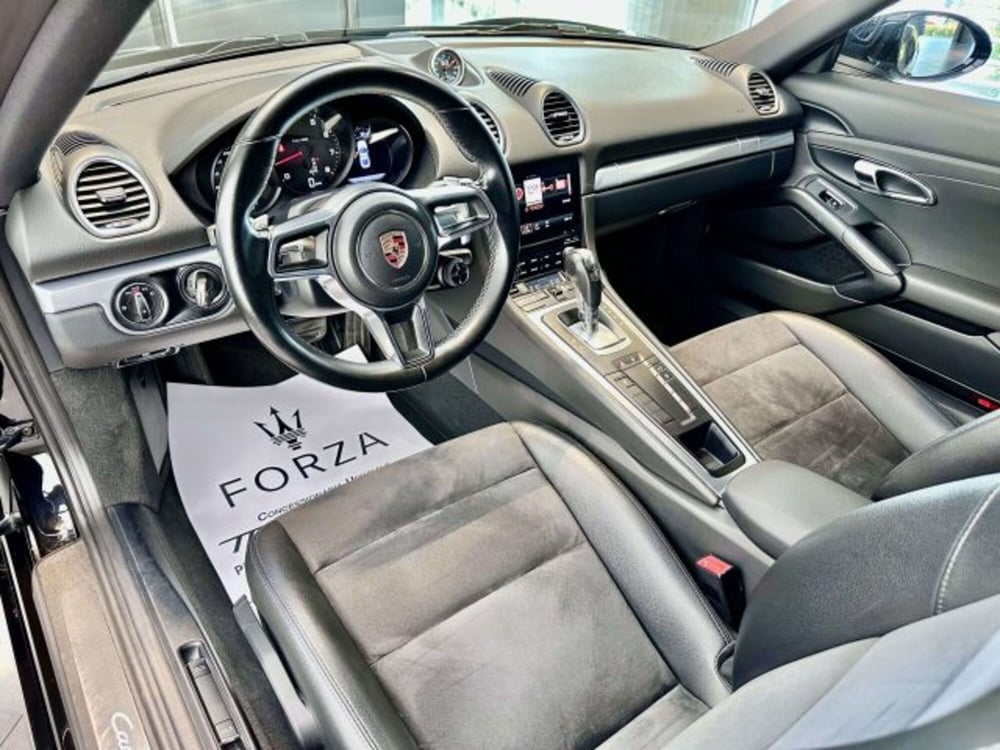 Porsche 718 Cayman  usata a Torino (9)