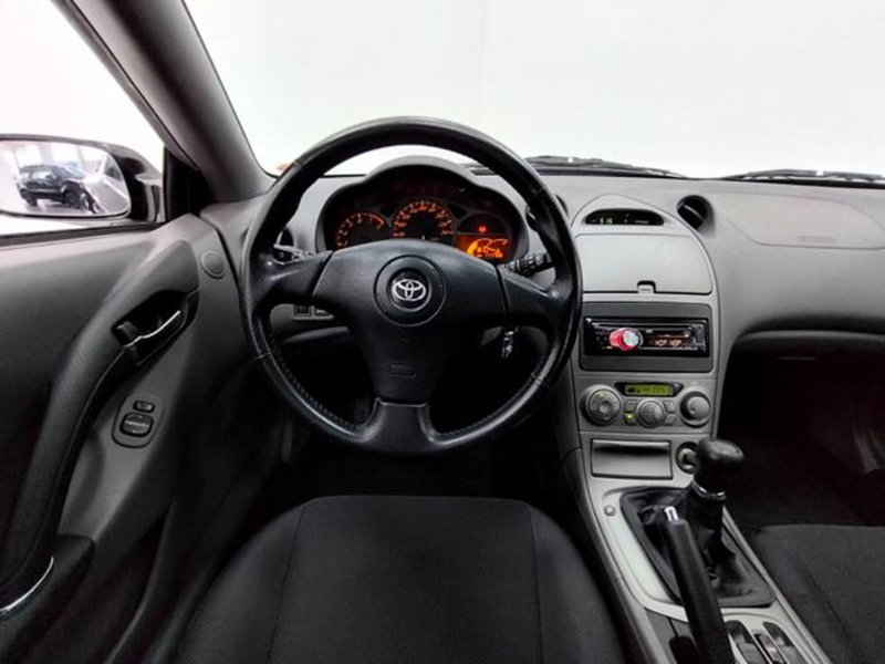 Toyota Celica usata a Como (10)