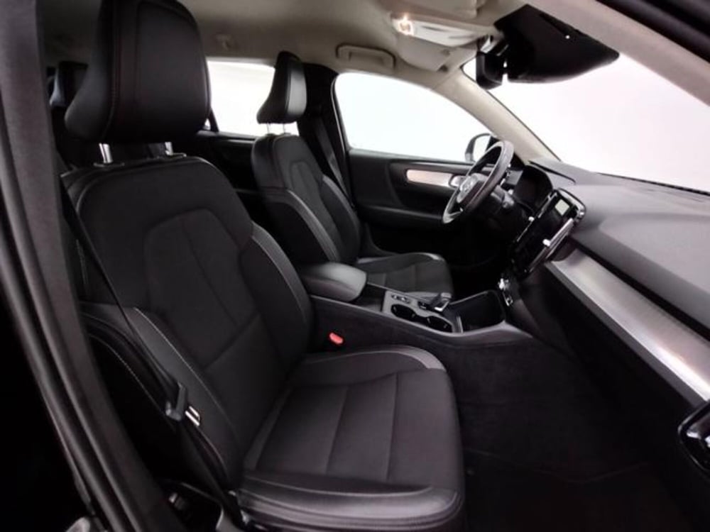 Volvo XC40 usata a Como (3)