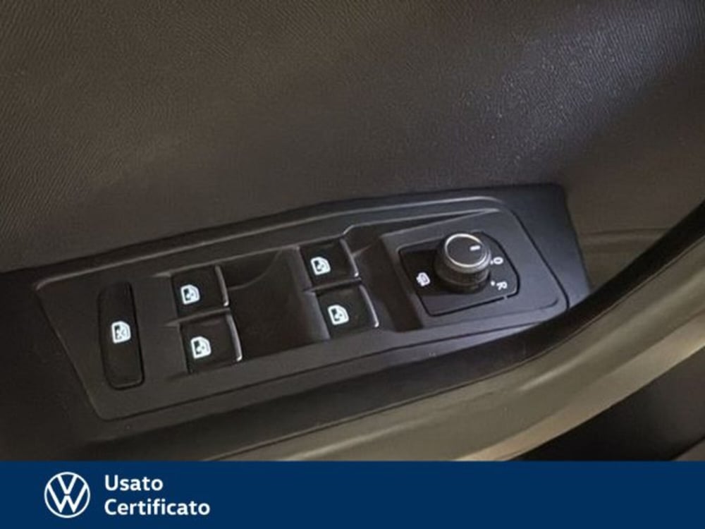 Volkswagen T-Roc usata a Vicenza (15)