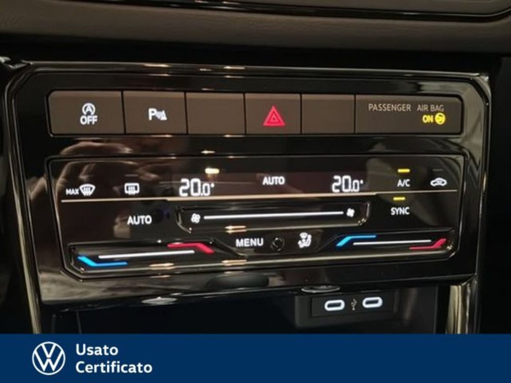 Volkswagen T-Cross nuova a Vicenza (14)