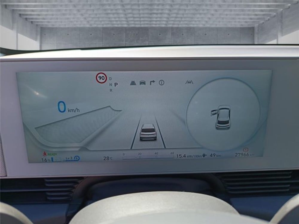 Hyundai Ioniq 5 usata a Bari (15)