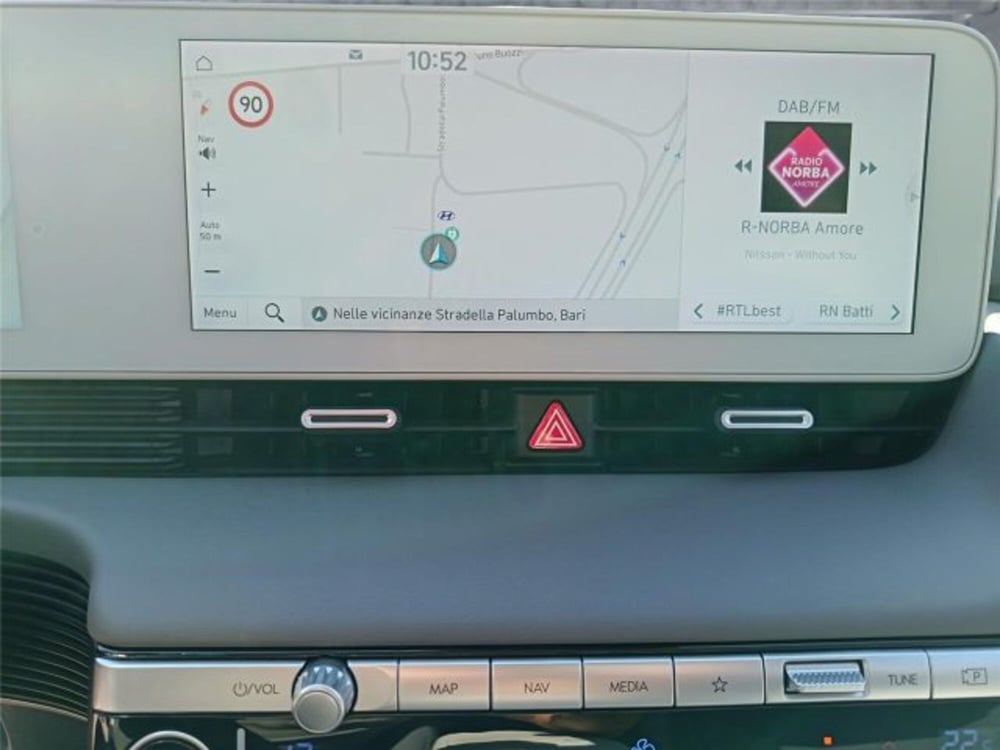 Hyundai Ioniq 5 usata a Bari (16)