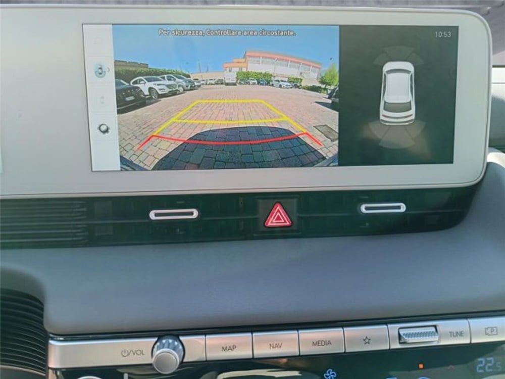 Hyundai Ioniq 5 usata a Bari (18)