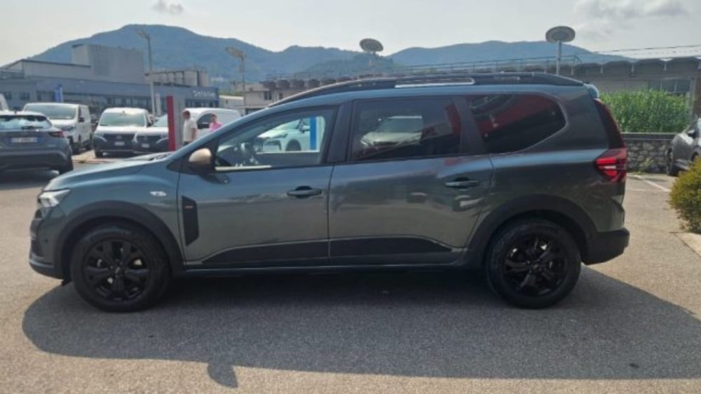 Dacia Jogger usata a Lucca (7)